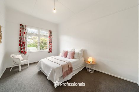 Photo of property in 79 Queens Drive, Lyall Bay, Wellington, 6022