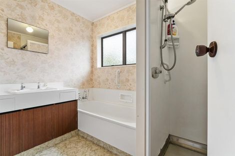 Photo of property in 7a Laing Place, Otumoetai, Tauranga, 3110