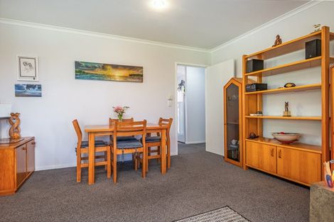 Photo of property in 10 Haggerty Street, Kimbolton, 4774