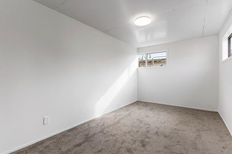Photo of property in 32 Idlewild Avenue, Mangere, Auckland, 2022