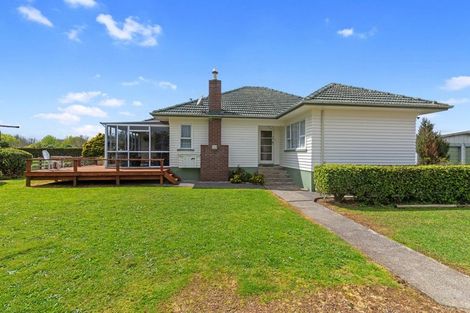Photo of property in 180 Taupaki Road, Taupaki, Henderson, 0782