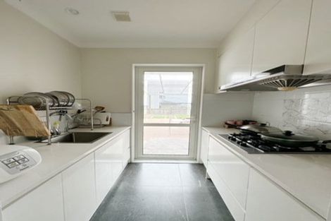 Photo of property in 23 Hikuawa Road, Flat Bush, Auckland, 2019