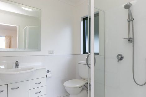 Photo of property in 14a Arahanga Grove, Maupuia, Wellington, 6022