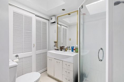 Photo of property in 22/60u Courtenay Place, Te Aro, Wellington, 6011