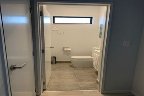 Photo of property in 9 Kearns Drive, Hobsonville, Auckland, 0616