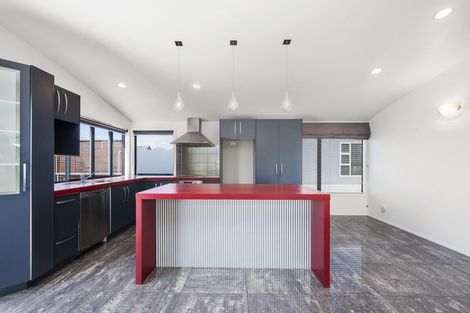 Photo of property in 2/2 Rhodes Fall, Rangatira Park, Taupo, 3330