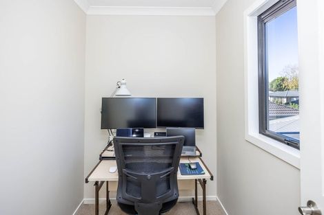 Photo of property in 72 Barrington Drive, Huntington, Hamilton, 3210