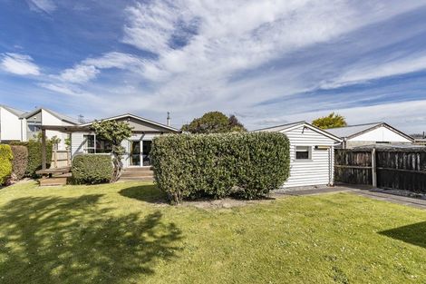 Photo of property in 8 Stackhouse Avenue, Bishopdale, Christchurch, 8053