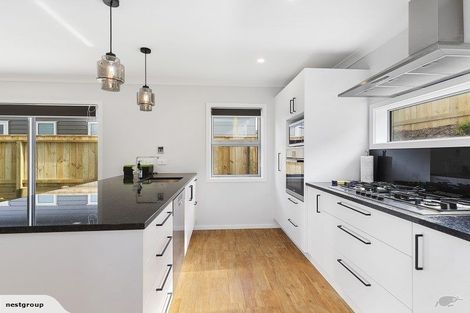 Photo of property in 90c/2 Endeavour Drive, Whitby, Porirua, 5024