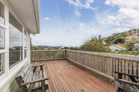 Photo of property in 44 Acheron Road, Paremata, Porirua, 5026
