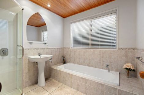 Photo of property in 37 Wakefield Drive, Bethlehem, Tauranga, 3110