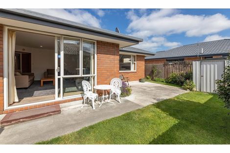 Photo of property in 30 Seymour Street, Hornby, Christchurch, 8042