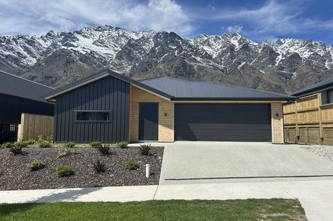 Photo of property in 98 Spur Ridge Rise, Jacks Point, 9371