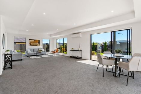 Photo of property in 12 Mellay Mews, Mosgiel, 9024