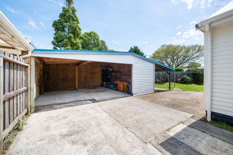 Photo of property in 4 Sutton Crescent, Hillcrest, Hamilton, 3216