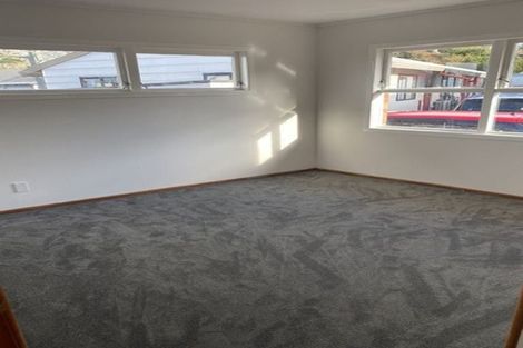 Photo of property in 20 Ocean View Road, Northcote, Auckland, 0627