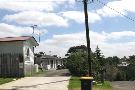 Photo of property in 2/96 Verbena Road, Birkdale, Auckland, 0626