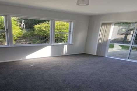 Photo of property in 105 Churchill Drive, Crofton Downs, Wellington, 6035