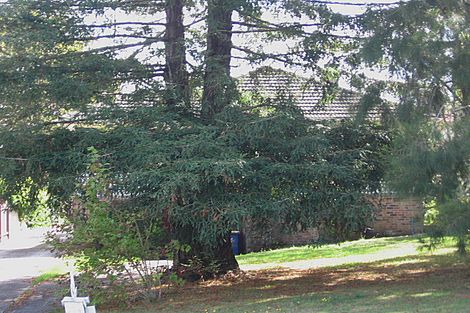 Photo of property in 23 Stottholm Road, Titirangi, Auckland, 0604