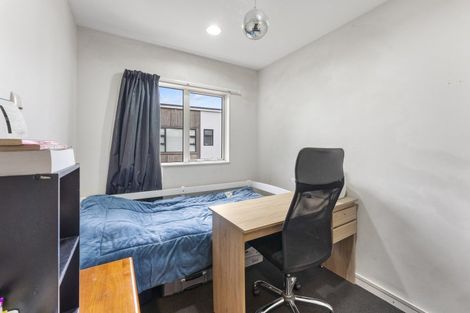 Photo of property in 8 Waldie Grove, Avalon, Lower Hutt, 5011