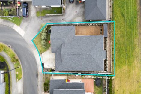 Photo of property in 23 Reserva Crescent, Kumeu, 0810