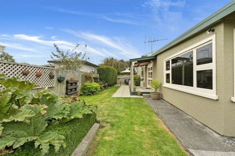 Photo of property in 89 Selwyn Street, Somerfield, Christchurch, 8024