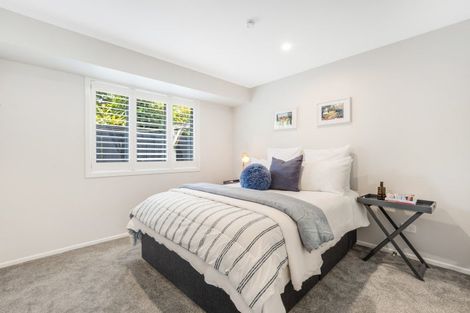 Photo of property in 100 Beach Road, Mellons Bay, Auckland, 2014