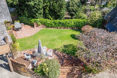 Photo of property in 9 Karaka Grove, Waikanae, 5036