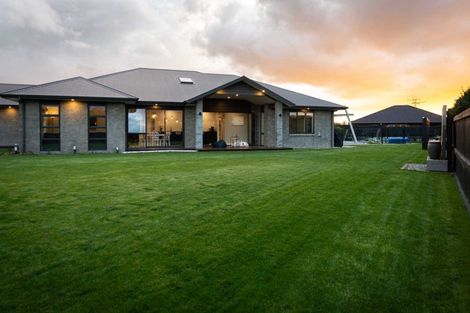 Photo of property in 23 Tiaki Way, Cambridge, 3434