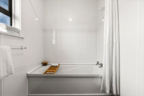 Photo of property in 10 Richmond Street, Maraenui, Napier, 4110