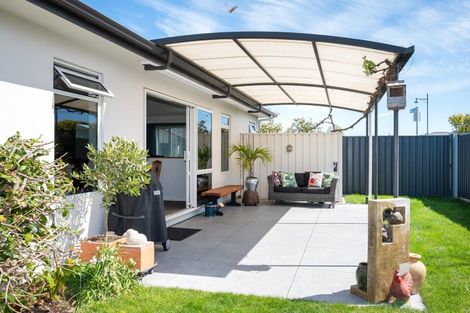 Photo of property in 8 Rotoiti Way, Poraiti, Napier, 4112