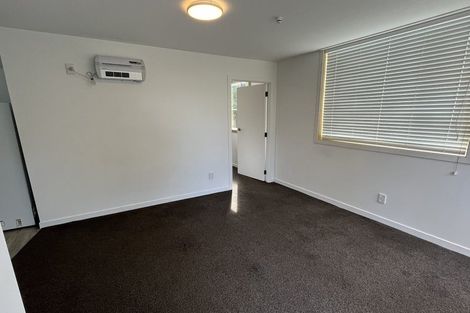 Photo of property in 17/125u Queens Drive, Lyall Bay, Wellington, 6022