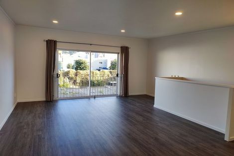 Photo of property in 8/3 Kelvin Grove, Te Aro, Wellington, 6011