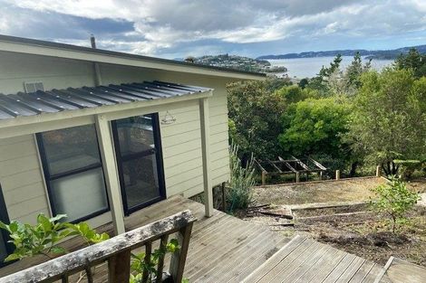 Photo of property in 4a Tui Grove, Elderslea, Upper Hutt, 5018