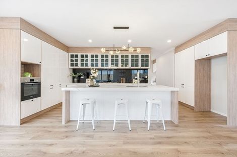 Photo of property in 60 Hikuawa Road, Flat Bush, Auckland, 2019