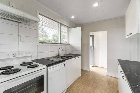 Photo of property in 13 Edgar Pearce Place, Howick, Auckland, 2014