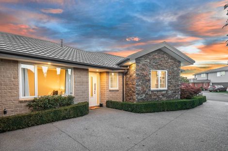 Photo of property in 55 Brookwater Avenue, Northwood, Christchurch, 8051