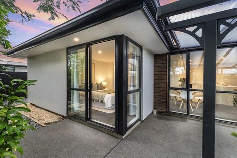 Photo of property in 2 Ader Close, Halswell, Christchurch, 8025