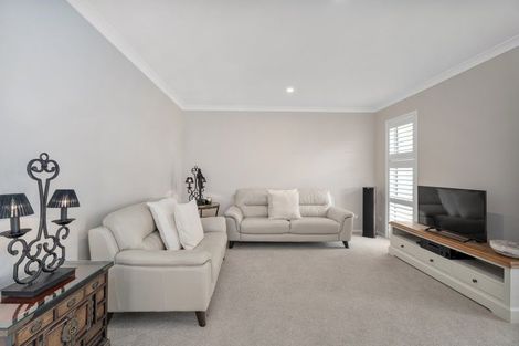 Photo of property in 5 Onerere Drive, Whitianga, 3510