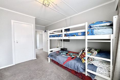 Photo of property in 179 Waddington Drive, Naenae, Lower Hutt, 5011
