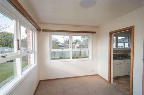 Photo of property in 2 North Street, Winchester, 7985