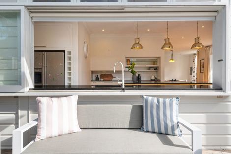 Photo of property in 46 Tainui Road, Devonport, Auckland, 0624