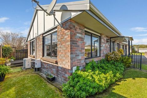 Photo of property in 1/1 Coronation Avenue, Welbourn, New Plymouth, 4310