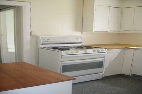 Photo of property in 3-5 Knoll Street, Island Bay, Wellington, 6023