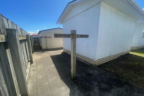 Photo of property in 49 Thatcher Street, Castlecliff, Whanganui, 4501