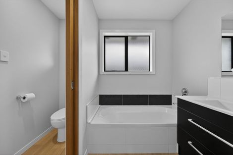 Photo of property in 6 Blossomdale Place, Bishopdale, Christchurch, 8053
