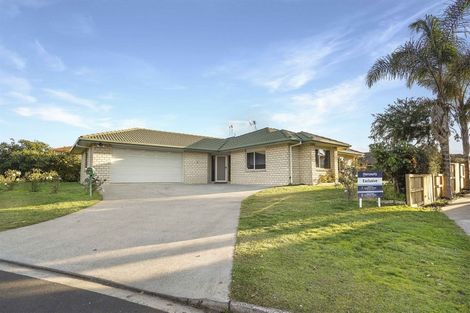 Photo of property in 6 Apollo Place, Rototuna North, Hamilton, 3210