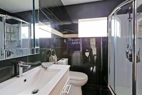 Photo of property in 1103 Heretaunga Street East, Parkvale, Hastings, 4122