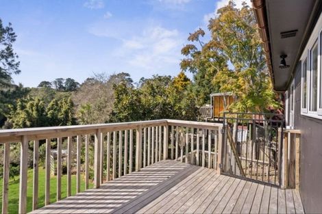 Photo of property in 110 Candia Road, Henderson Valley, Auckland, 0614