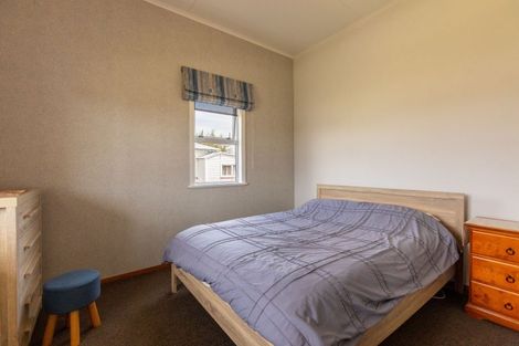 Photo of property in 37 Fox Street, Woodville, 4920
